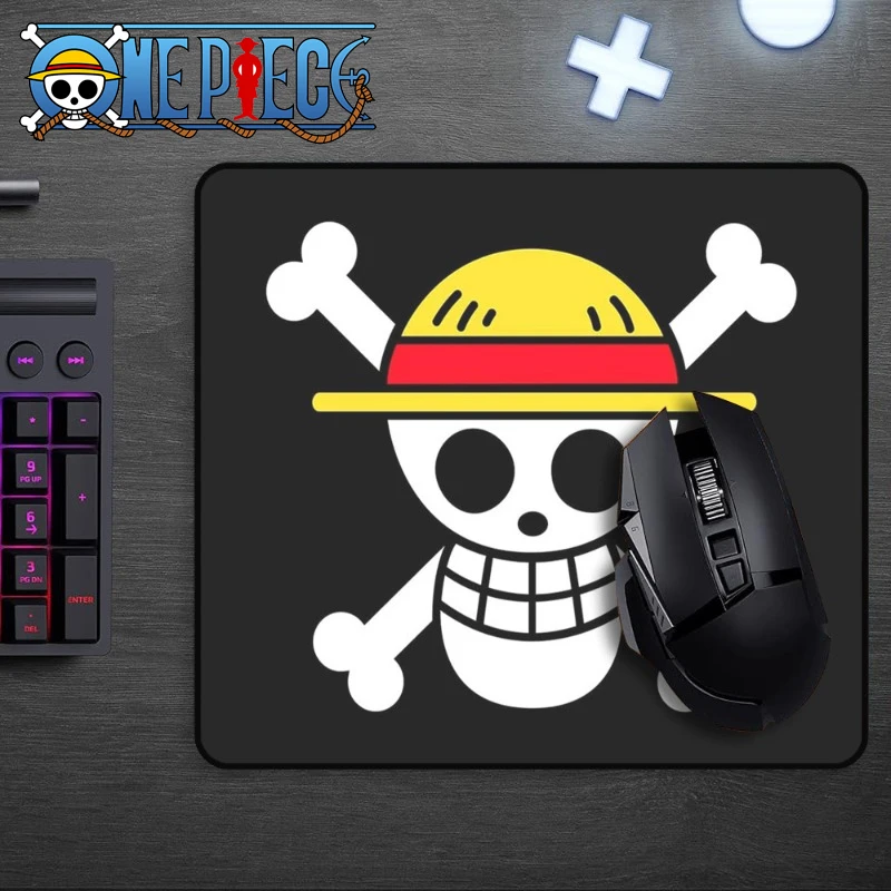 Cartoon Mouse Pad One Piece An - Tech Accessories Desk 评论和价格